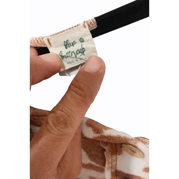 Olive & Oak Medium Cow Print Top Boho Western Henley Crochet Sleeve Blouse Wn’s - Picture 4 of 9